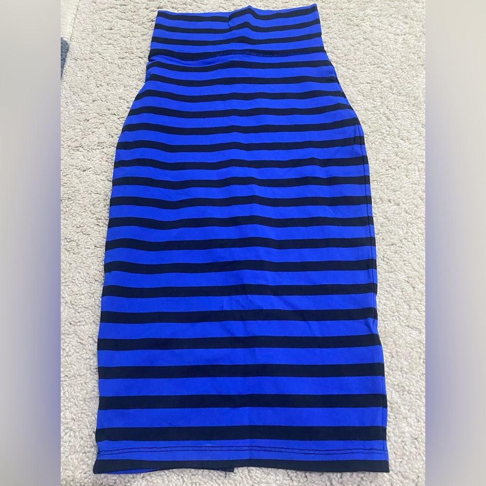 BEBE Women's High Waisted BodyCon Blue and Beige Stripes Midi Pencil Skirt, xxs